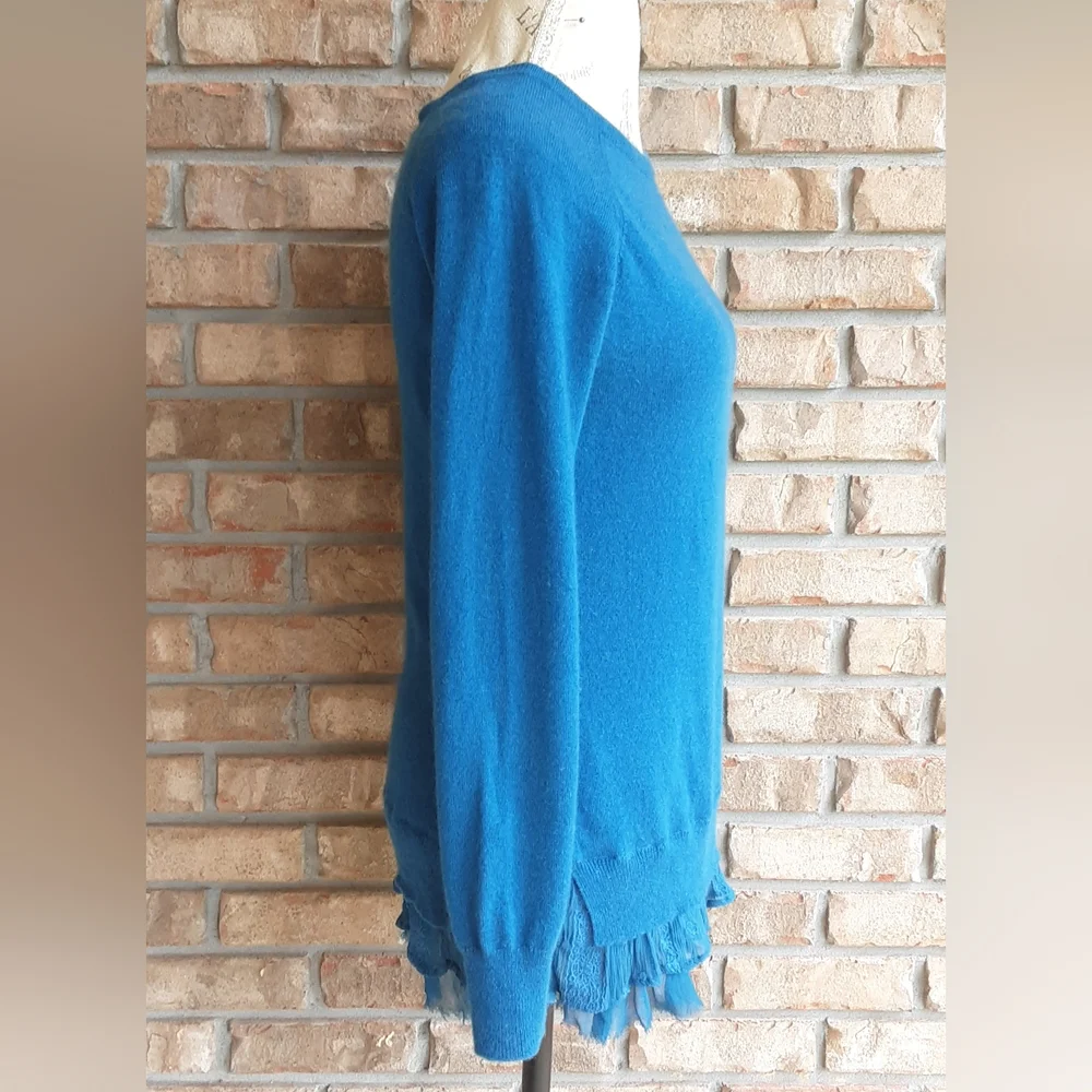 Garnet Hill Blue 100% Cashmere Crew Neck Sweater.